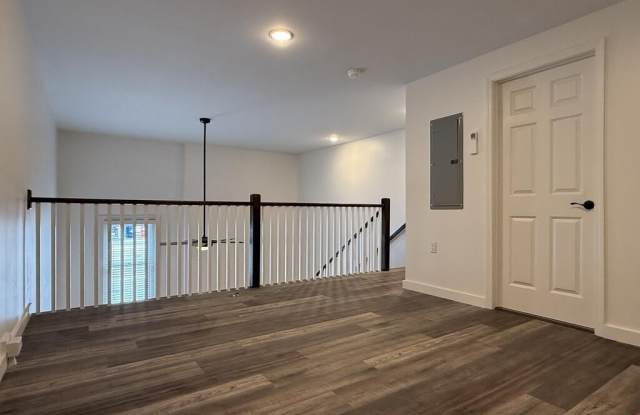 228 E Main St., Apt. 111 Gallery 2