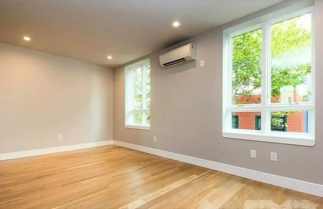 102 Quincy St photos photos