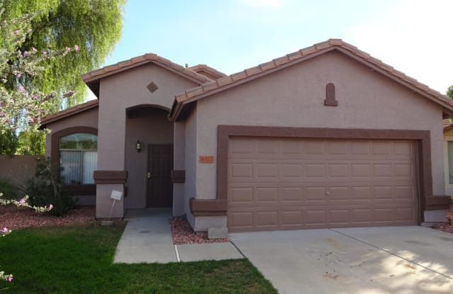 6577 W Lawrence Lane - 6577 West Lawrence Lane, Glendale, AZ 85302