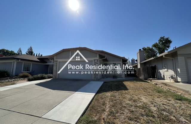 Charming 3 bd/2 ba Elk Grove Home! photos photos