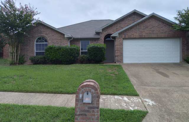 1111 E Park Dr photos photos