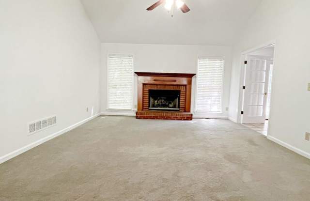 710 Players Court Gallery 4
