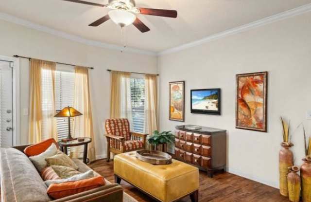 10701 S I-35 Frontage Rd, #1018 photos photos