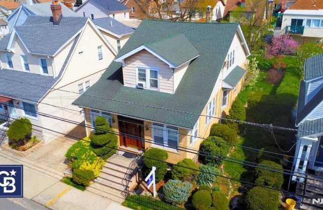 88 Shaler Gallery 1