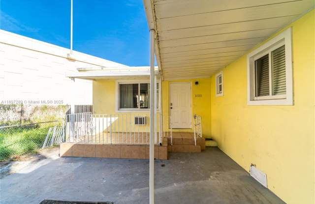 1021 Nw 23rd Ave photos photos