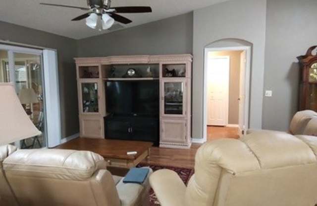 243 Bentwood Dr Gallery 4