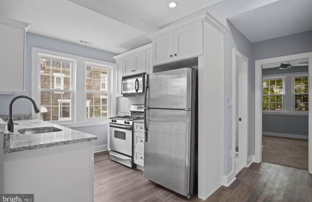 140 LEVERINGTON AVENUE photos photos