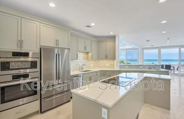 5801 Gulf of Mexico Dr photos photos