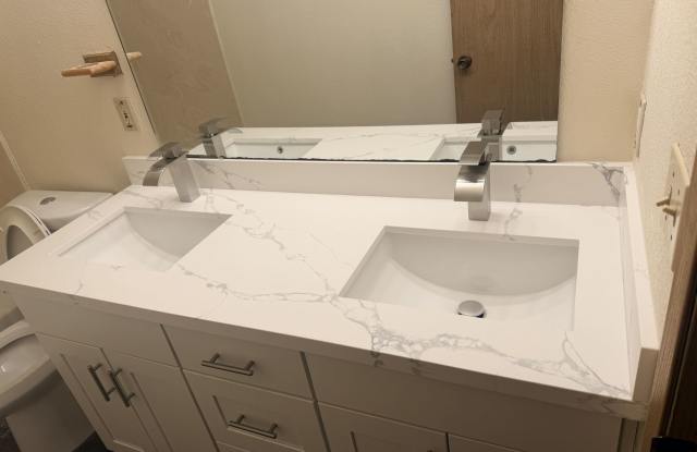 Caprice Apartments Gallery 1