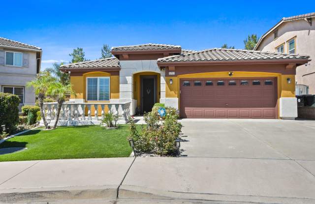 Sierra Lakes Golf Community Living with Paid Solar | 3 Bed, 2 Bath Single-Stor photos photos
