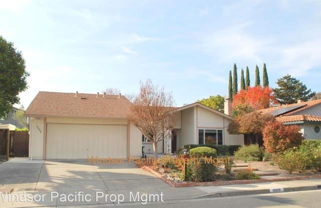 10029 El Dorado Drive Gallery 2