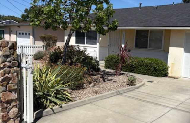 Beautiful 3 Bedroom, 1 Bathroom house photos photos
