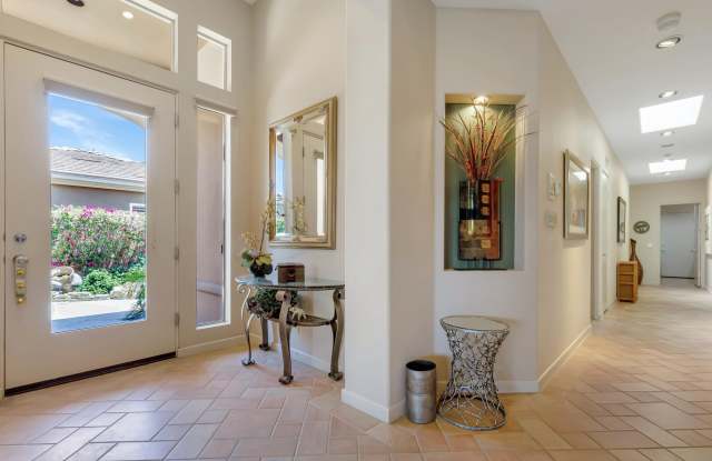 280 Tomahawk Drive Gallery 4