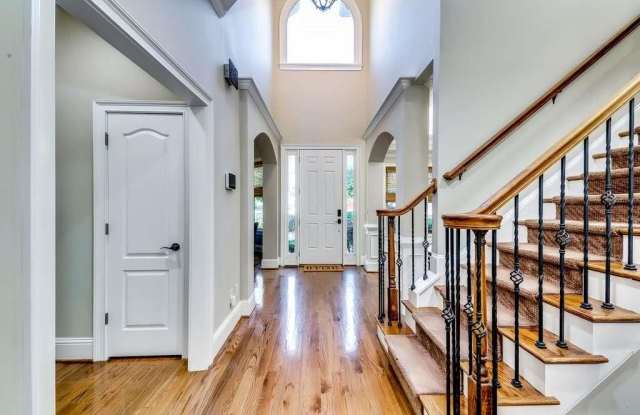 1897 8th Street Gallery 2