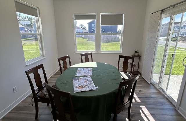 2060 Dixon Creek Drive - 2060 Dixon Creek Drive, Whitestown, IN 46075