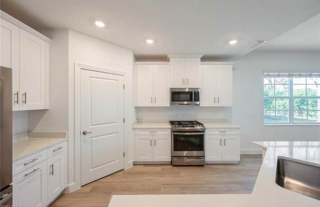 16907 Fairgrove Way Gallery 4