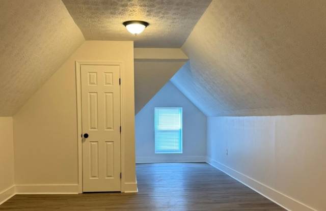 2617 Garland Ave photos photos
