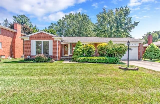 16345 POLLYANNA Street - 16345 Pollyanna, Livonia, MI 48154