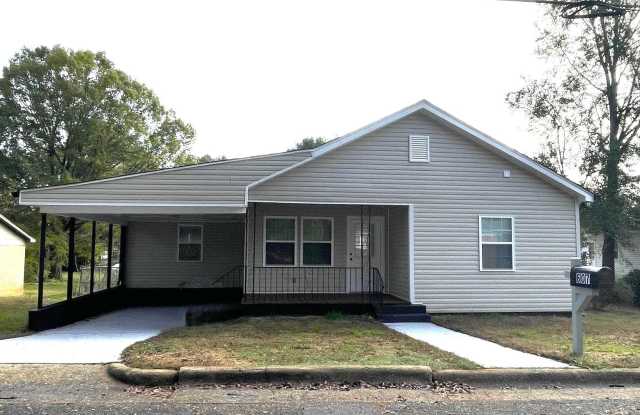 Beautifully Renovated 3 bedroom 3 bathroom house - 607 Hamrick Street, Shelby, NC 28150