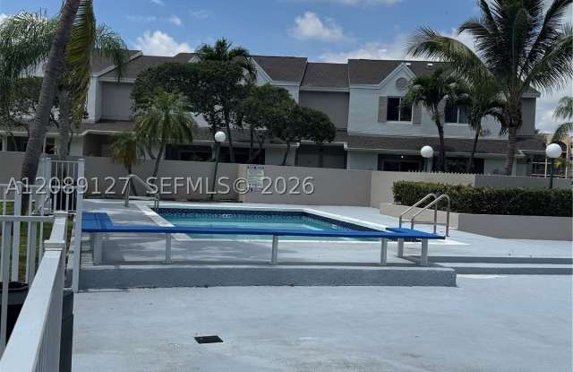 17440 NW 67th Ct Gallery 3