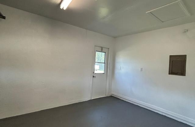 Beautiful & Well Maintained Brick Duplex in the heart of Melbourne Village! photos photos