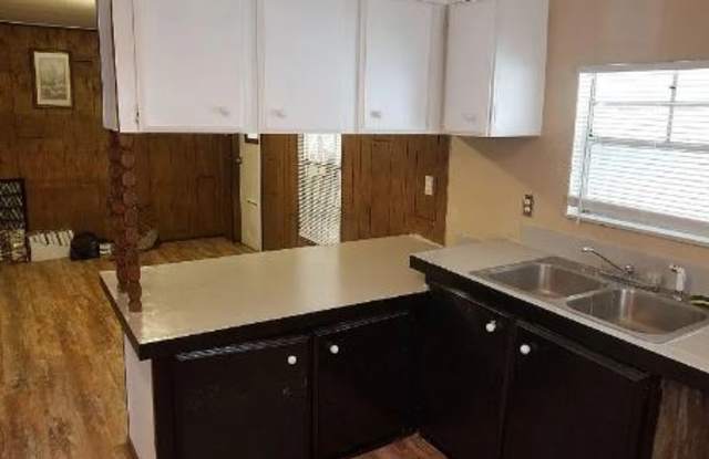 7741 Mc Cowan Dr Gallery 2