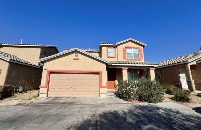A SPACIOUS 2 STORY 4 BEDROOM 2.5 BATHROOM HOME LOCATED WITHIN THE GATED COMMUNITY OF CACTUS SPRINGS NEARBY MANY SHOPPING CENTERS AND NEAR THE 215. A MUST SEE!! photos photos
