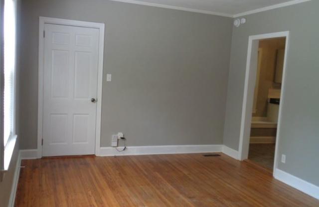 2552 Lumina Avenue Gallery 4