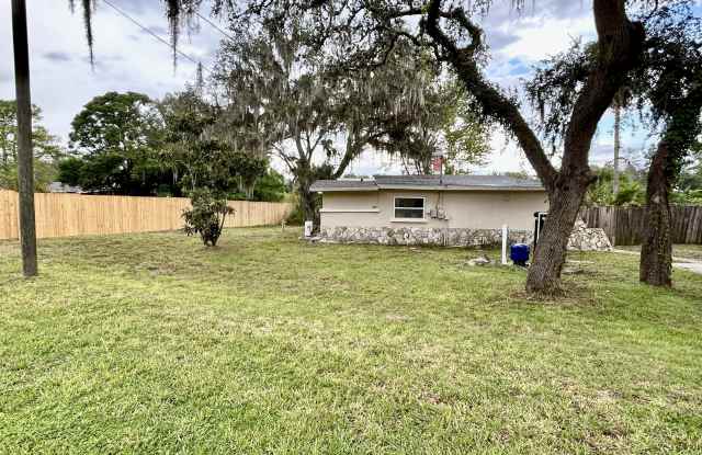 9541 Round Lake Dr - 9541 Round Lake Drive, North Weeki Wachee, FL 34613 9541 Round Lake Dr - 9541 Round Lake Drive, North Weeki Wachee, FL 34613