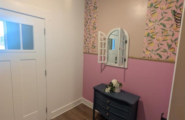 112 Keel Lane Gallery 4