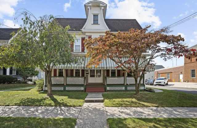 12 Lake Ave photos photos