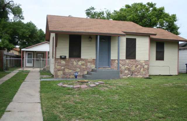 1750 Morales Street - 2 photos photos