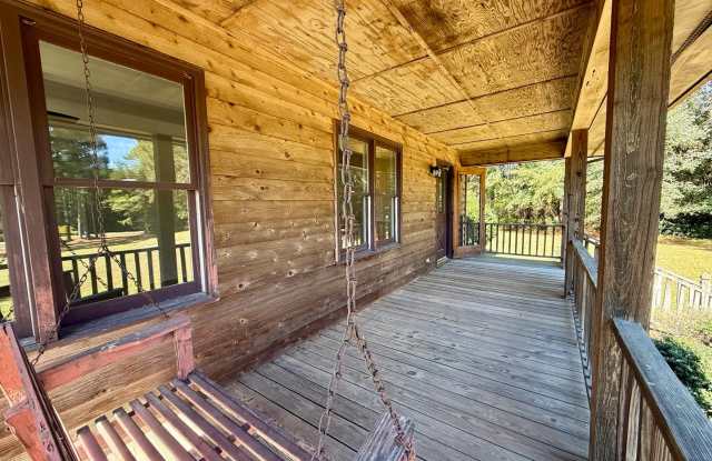 Country Living with Modern Updates | Wendell Gallery 4