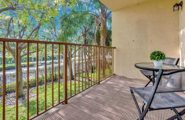 214 Villa Cir Gallery 3