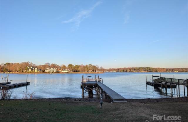 187 Commodore Loop photos photos