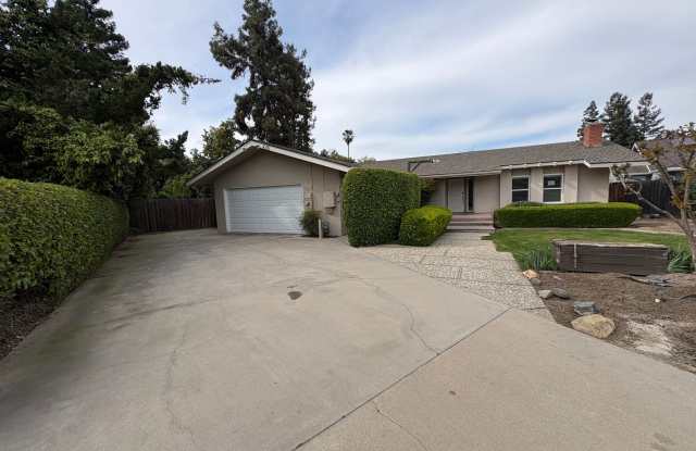 NW Visalia Home Near Country Club Available Now! *Private Showing Only* photos photos NW Visalia Home Near Country Club Available Now! *Private Showing Only* photos photos