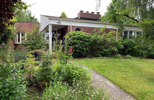 8002 Jones Ave NW Gallery 2