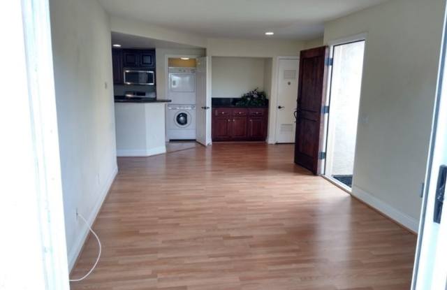 3975 Nobel Dr 303 Gallery 3