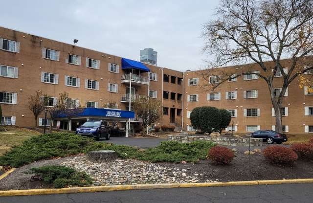 Lovely Condo - Northeast - 300 Byberry Road, Philadelphia, PA 19116