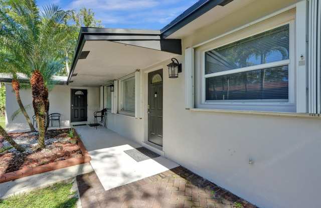 4240 NW 21st Avenue unit: 1 photos photos