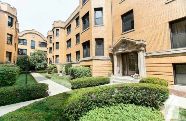 2424 North Sawyer Ave. photos photos