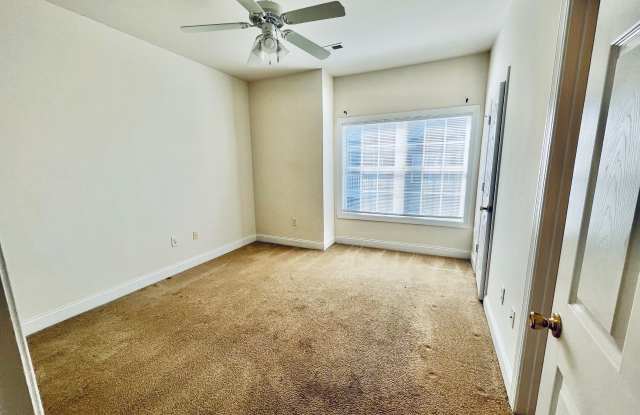2057 Silvercrest Dr Unit H Gallery 4