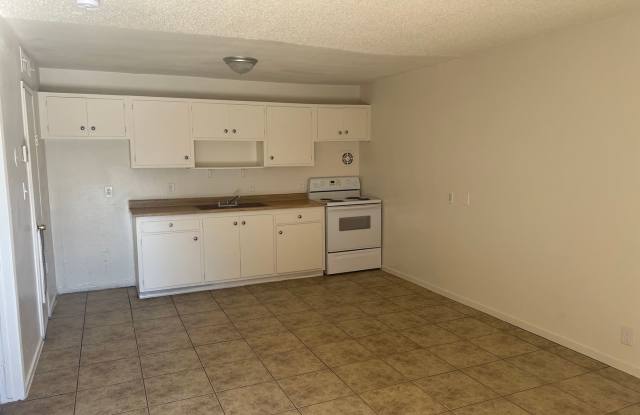 Available 1 Bedroom Condo In Central Las Vegas photos photos