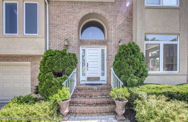 245 Avenel Court Gallery 4