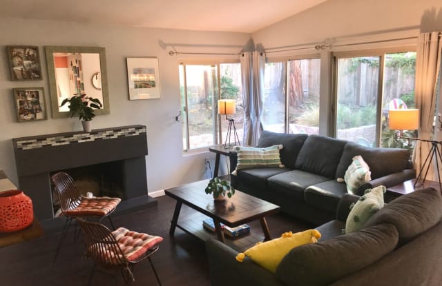 210 Skyridge Lane - 210 Skyridge Lane, Escondido, CA 92026