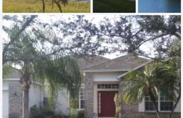 2000 Derby Glen Dr Gallery 2