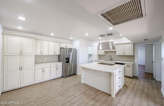 8333 E ORANGE BLOSSOM Lane Gallery 2