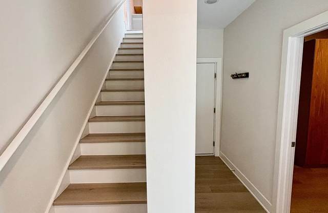 7304 Park Place Court Gallery 4