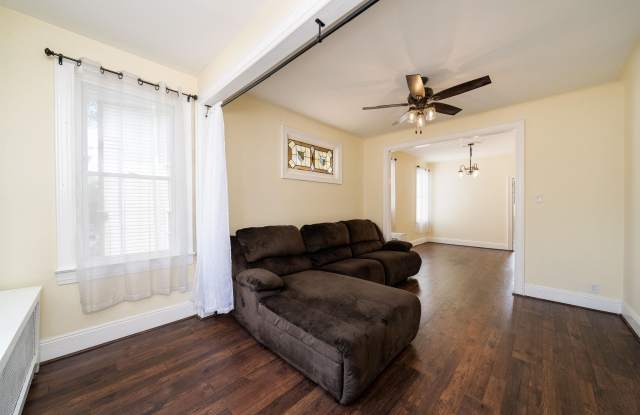 160 RANDOLPH AVE photos photos