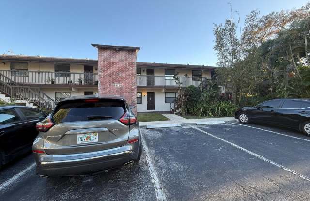 6031 Shakerwood Cir photos photos